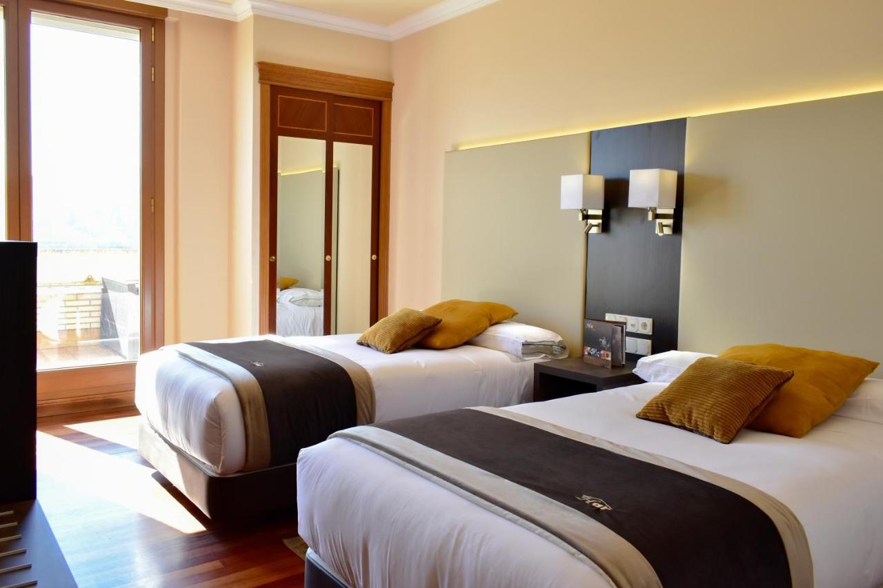 Hotel Armine Basauri Bagian luar foto
