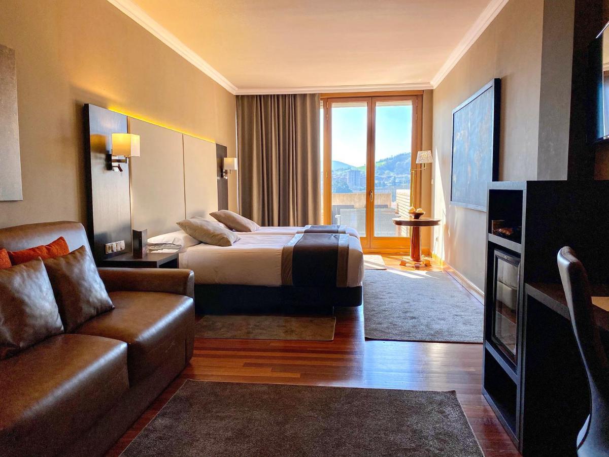 Hotel Armine Basauri Bagian luar foto