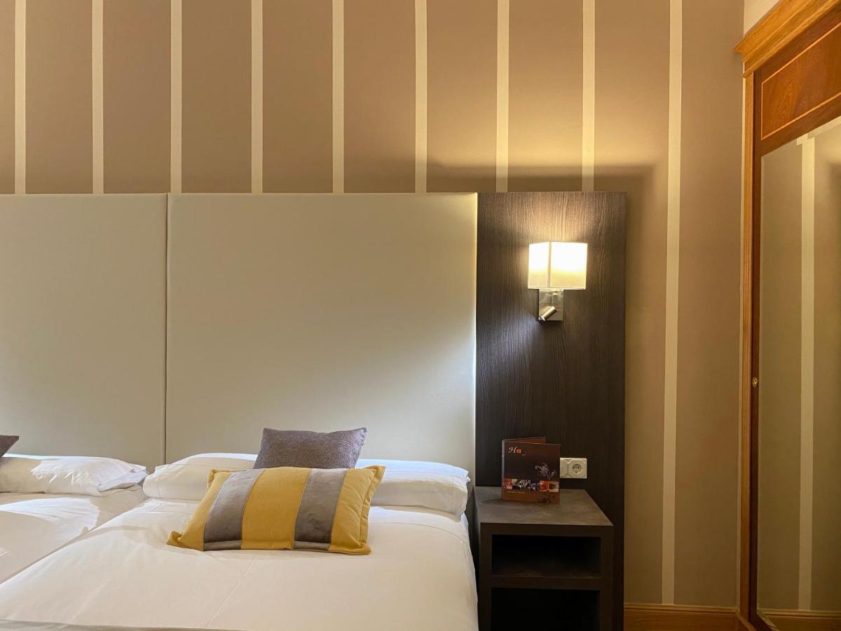 Hotel Armine Basauri Bagian luar foto