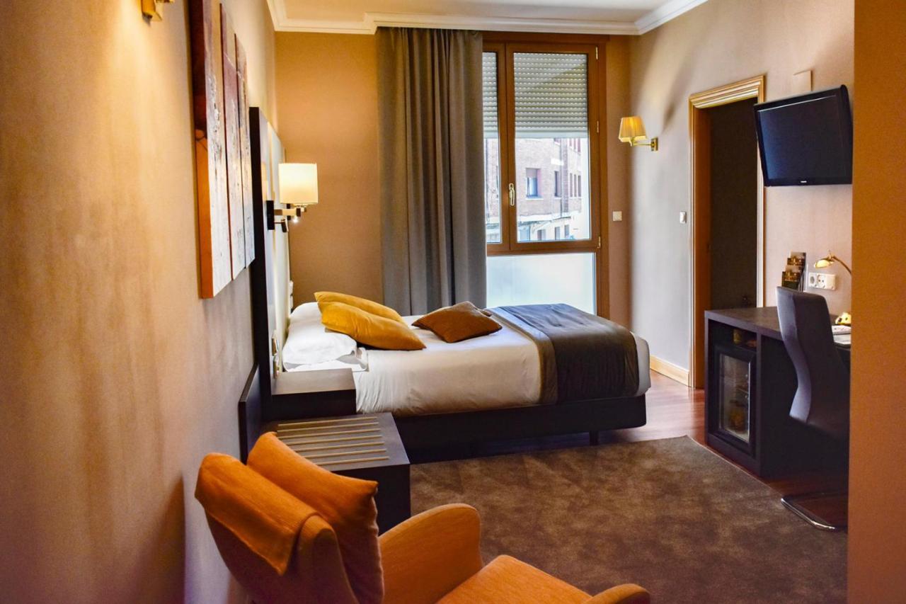 Hotel Armine Basauri Bagian luar foto