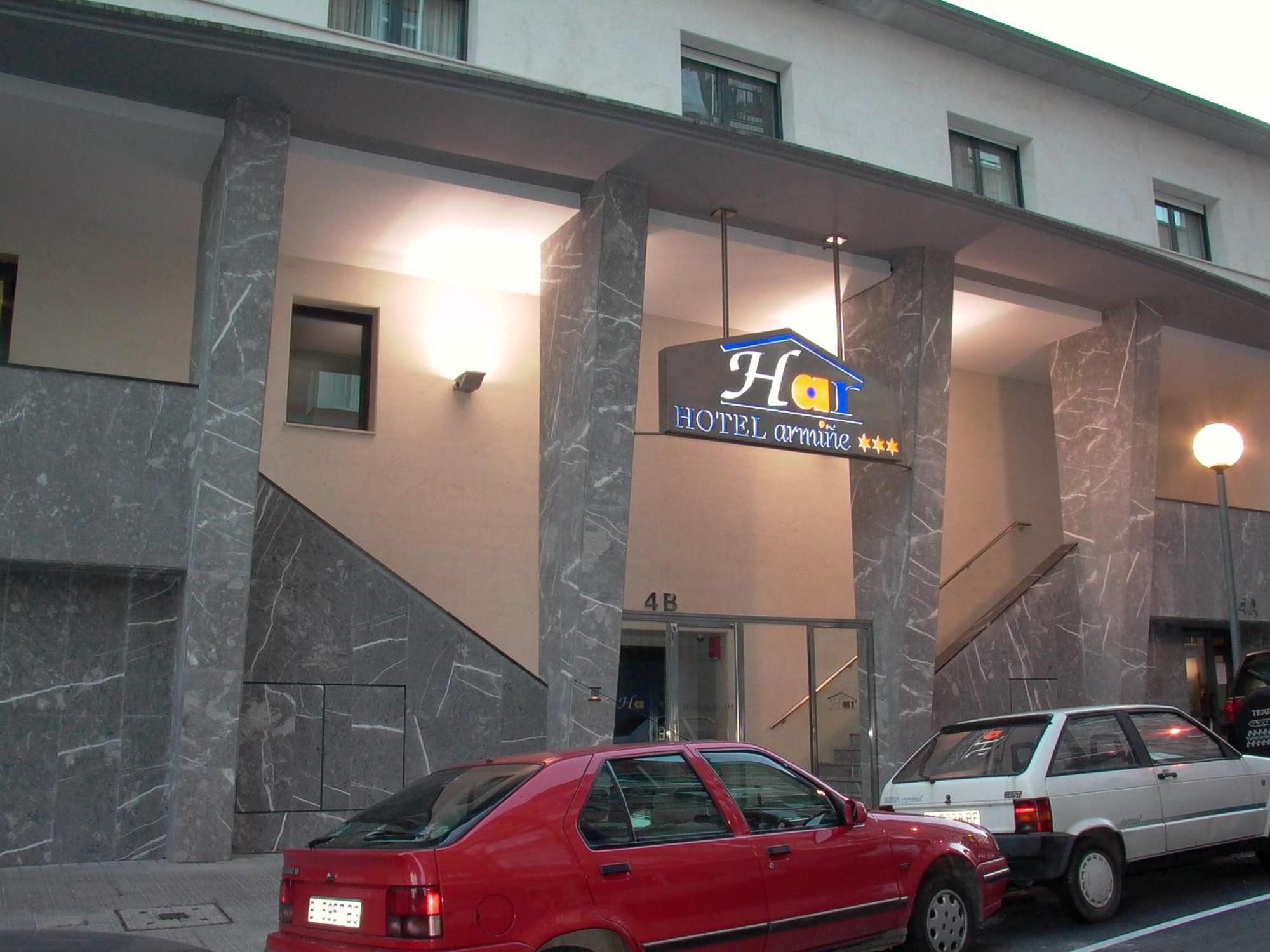 Hotel Armine Basauri Bagian luar foto